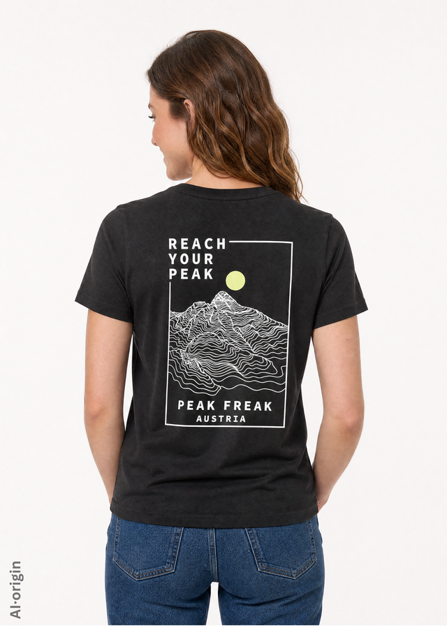 Reach your Peak Crop T-Shirt Women