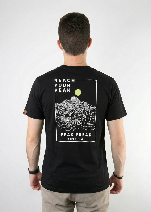 Reach your peak T-Shirt Unisex