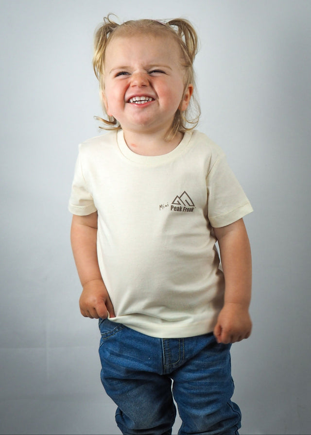Baby T-Shirt Kletterbär