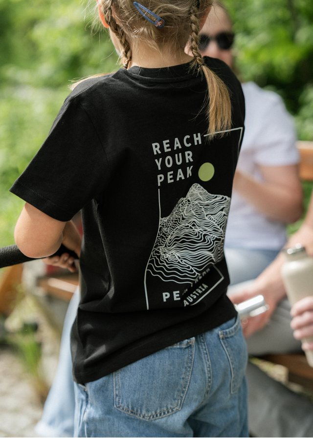 Reach your Peak Junior T-Shirt