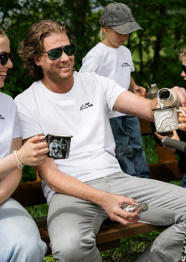 Reach your peak T-Shirt Unisex